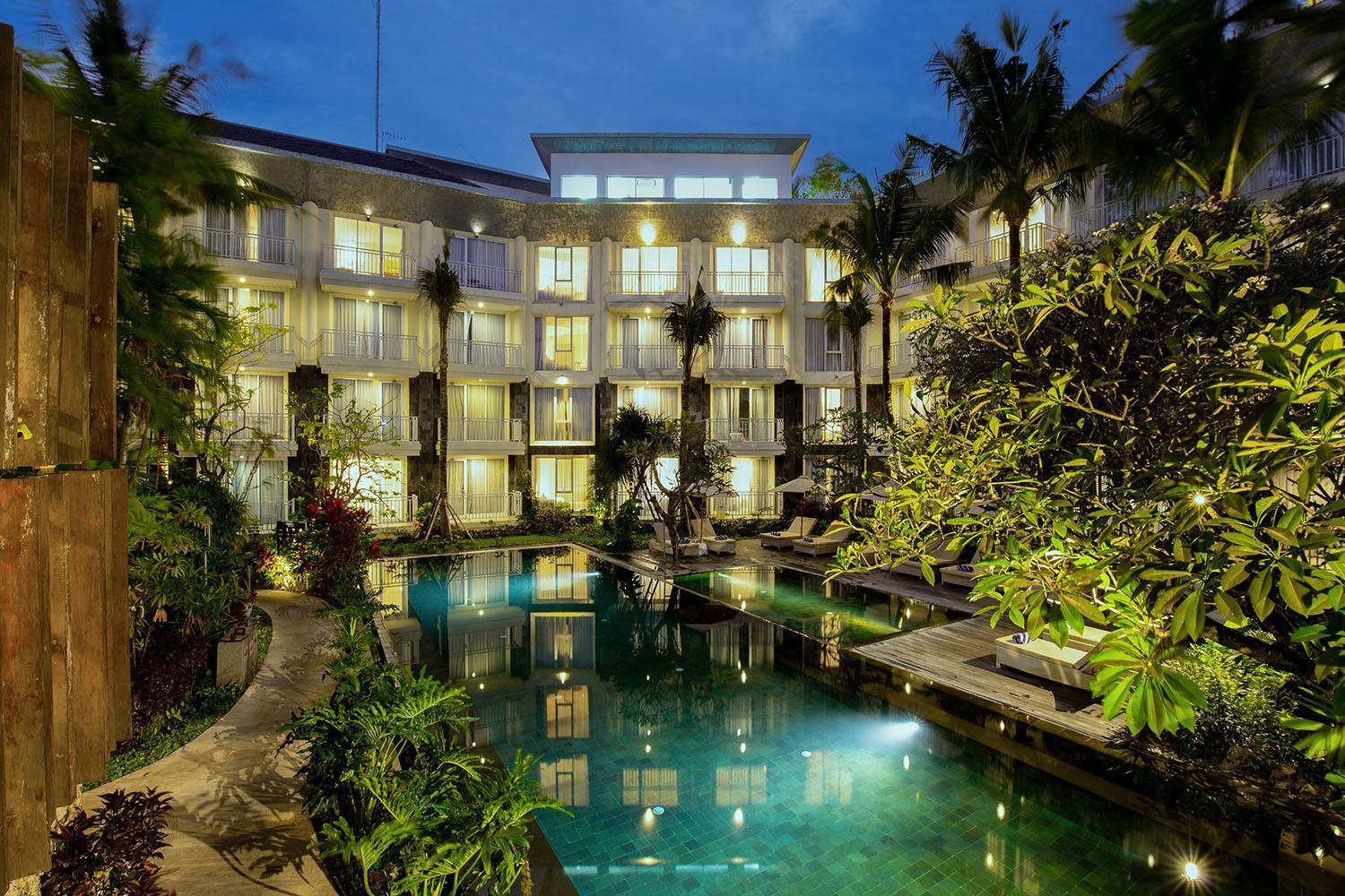 The 1O1 Bali Fontana Seminyak Hotel Legian  Exterior photo